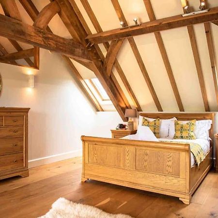 Villa Coed Farm-Hot Tub-Sleeps 12-Near Brecon Exterior foto